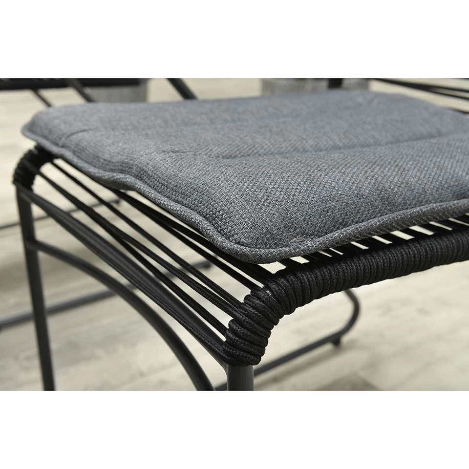 Garden Impressions Mason Stapelbare Tuinstoel - Zwart 5 Garden Impressions Mason Stapelbare Tuinstoel - Zwart - Afbeelding 3