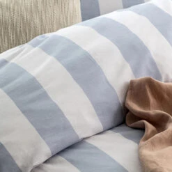 Cinderella Dekbedovertrek Jacky - Katoen - 240x200/220 Cm - Soft Blue 8 Cinderella Dekbedovertrek Jacky - Katoen - 240x200/220 Cm - Soft Blue -Huishoudelijke Goederen Winkel 1000041610 0102