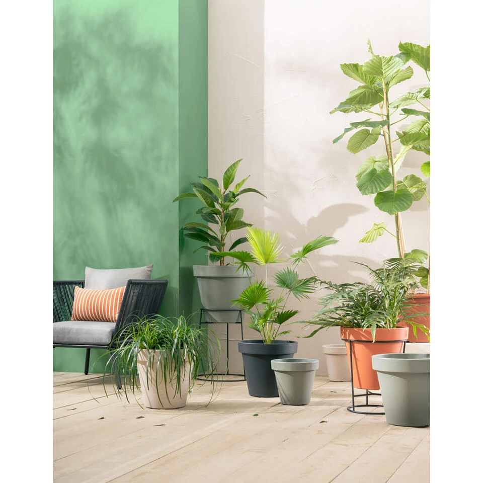 Bloempot Finn - Groen - 90% Gerecycled Kunststof - ø40 Cm 5 Bloempot Finn - Groen - 90% Gerecycled Kunststof - ø40 Cm - Afbeelding 3